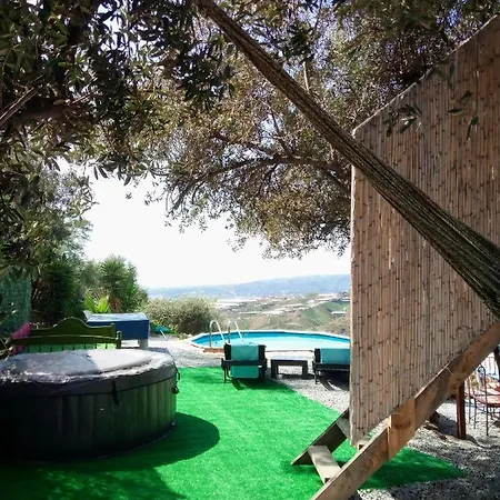 Treehouse ,casa Arbol, With Domek alpejski Algarrobo
