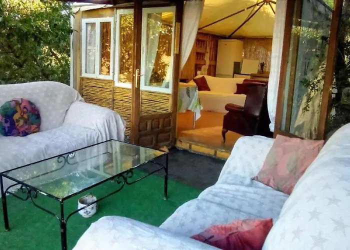 Treehouse ,casa Arbol, With Domek alpejski Algarrobo